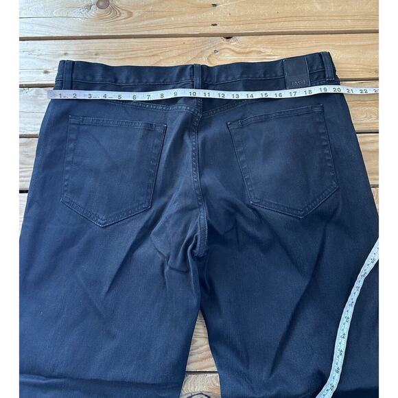 Hugo Boss Straight Leg Jeans Size 40x32 Men’s Black - Picture 8 of 9